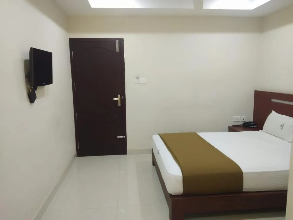 Hotel Dream Land Residency Mananthavady