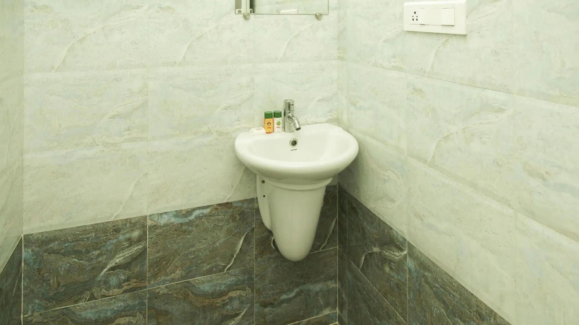 מלון מאננטהוואדי Dream Land Residency