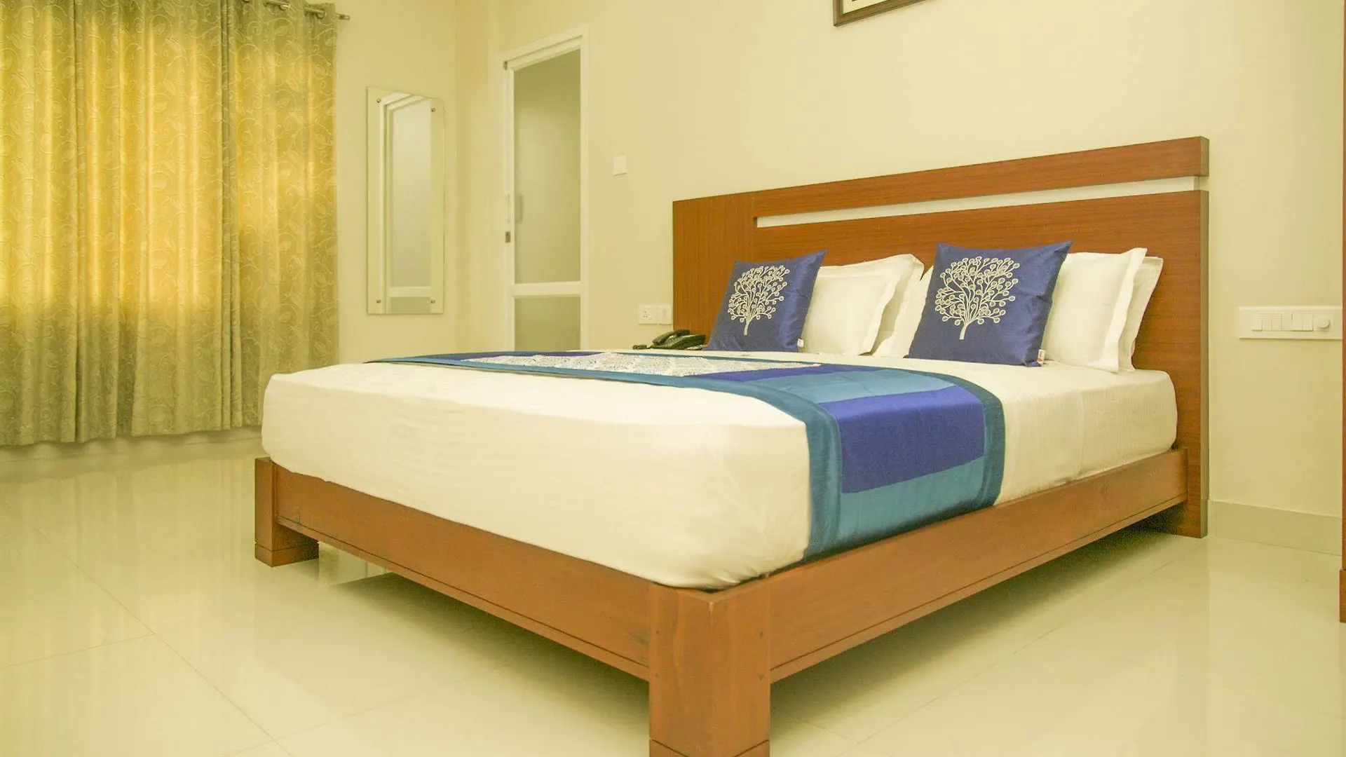 Dream Land Residency Hotel Mananthavady